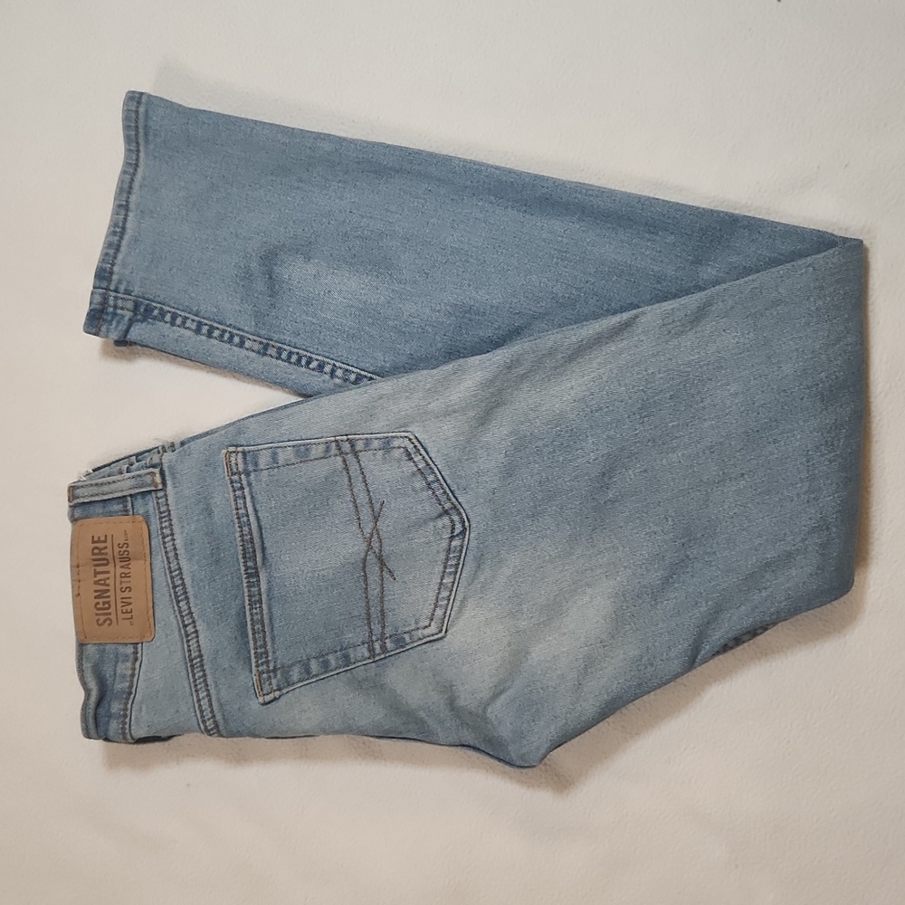 Womens ​Signature by Levi Strauss & Co. Slim Fit Jeans - W29 L30